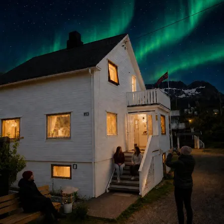 Elys - The Lowfo House Lofoten *