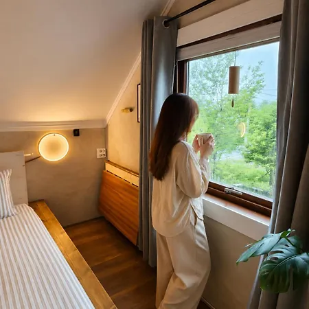 Elys - The Lowfo House Lofoten Hotel *